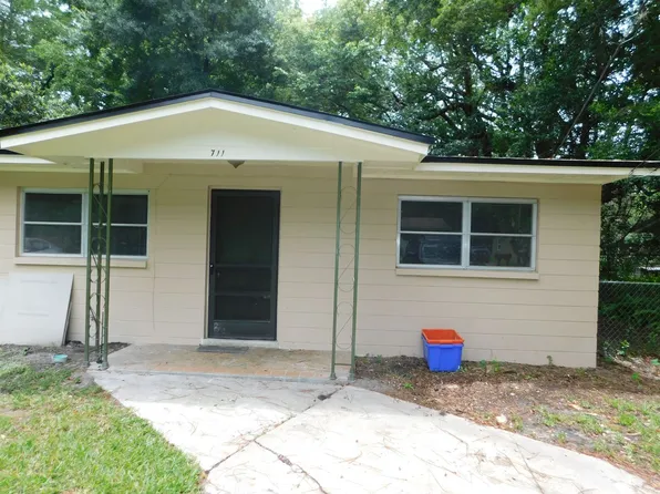 OSTEJ0709, 709 & 711 NW 19th Ave #711, Gainesville, FL 32609