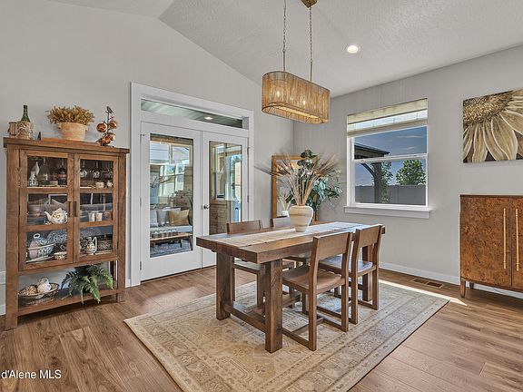 4th image of 3510 N Cyprus Fox Loop