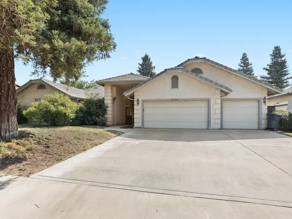 2330 S Stover Street, Visalia, CA 93292