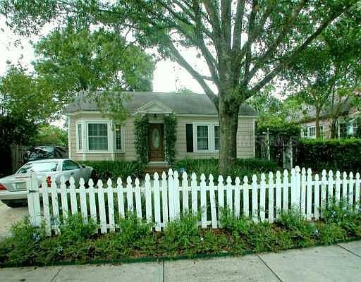 1st image of 1815 Delaney Ave