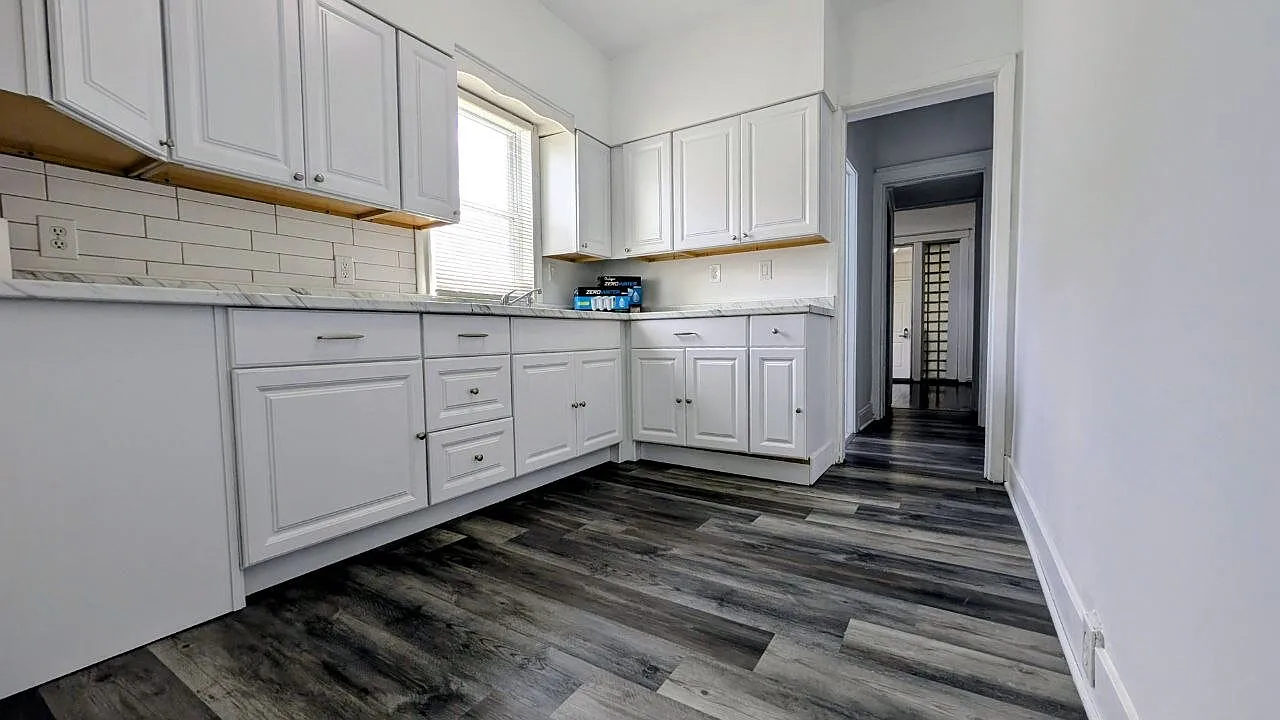 Updated 3-Bedroom | 1.5-Bath | Central AC | In-Unit Laundry $1,800/month — Photo 2