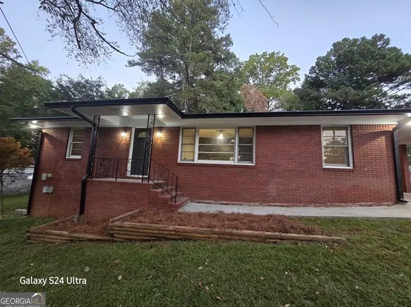 5503 Mollie Ln SW, Mableton, GA 30126