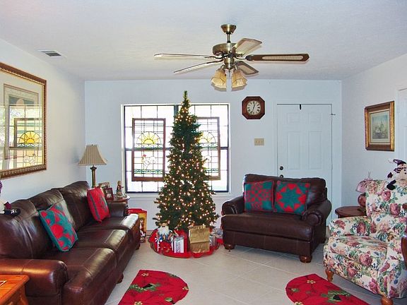2nd image of 1622 McVey Ln