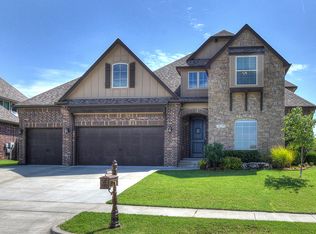 14295 S Lakewood Ave, Bixby, OK 74008