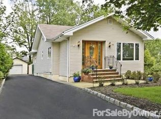 95 Troy Hills Rd, Whippany, NJ 07981