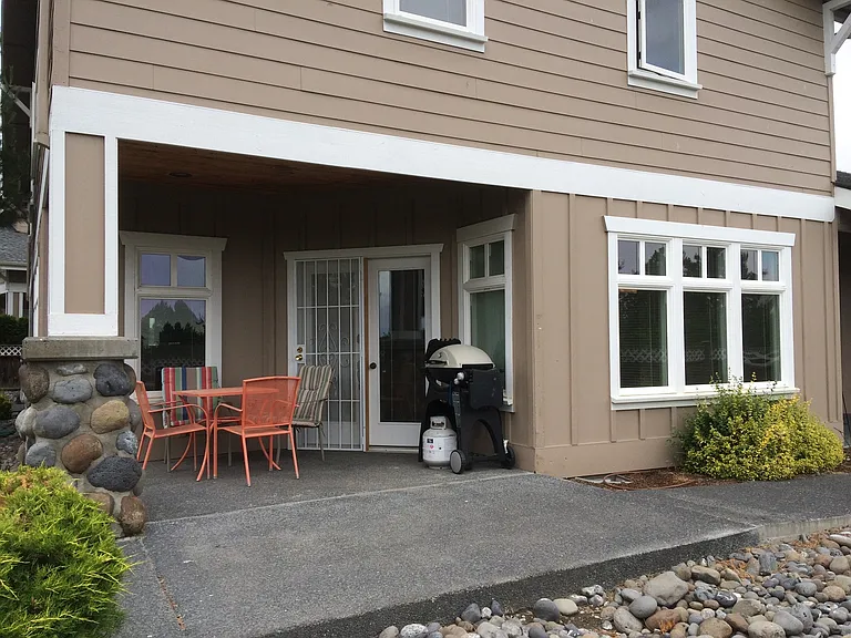 6367 NE Murray Way #A — Photo 23