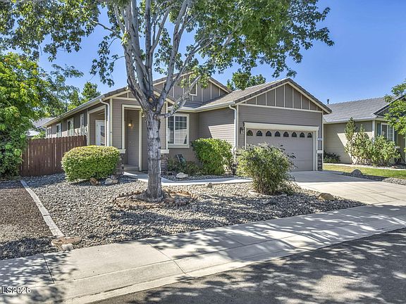 3rd image of 307 Torrey Pines Dr
