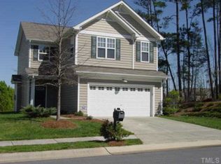 2005 Woodsdale Dr, Durham, NC 27703