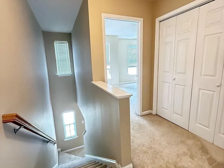 9911 Cleaver Ct — Photo 13