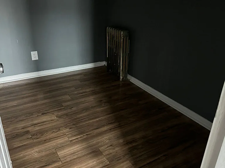 2805 Jefferson St — Photo 6