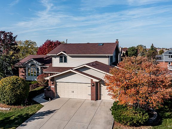 2nd image of 19533 Brookfield Cir