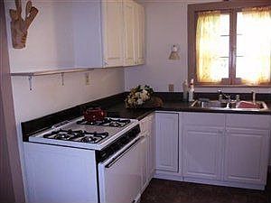 3rd image of 23 Willow St