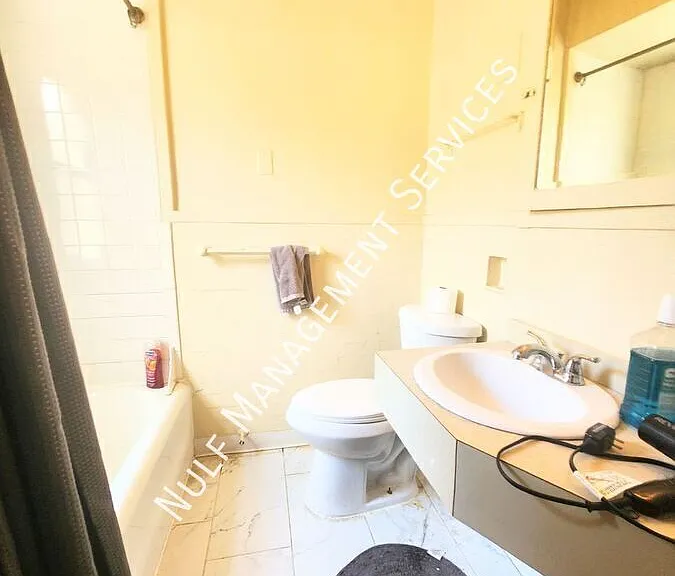5854 Forbes Ave #12 — Photo 2