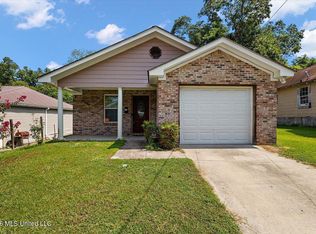 512 George St, Yazoo City, MS 39194