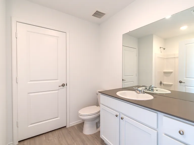 1115 Janzen Rd — Photo 7