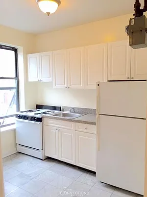 Rented by City Connections Realty | media 17