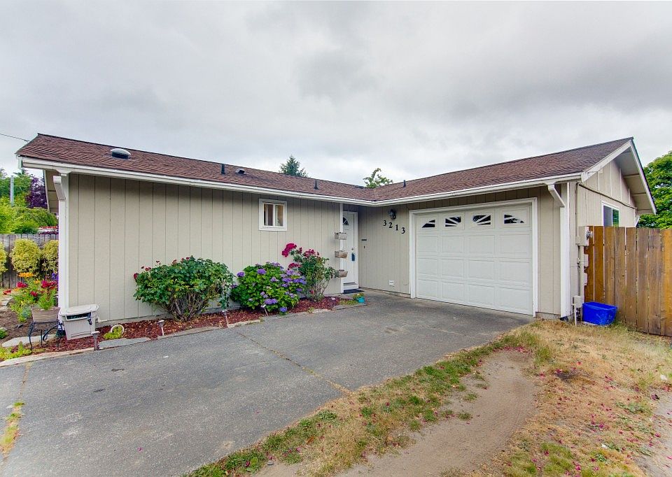 1st image of 3213 53rd Ave NE