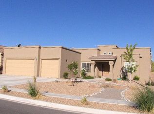 913 Loma Pinon Loop NE, Rio Rancho, NM 87144