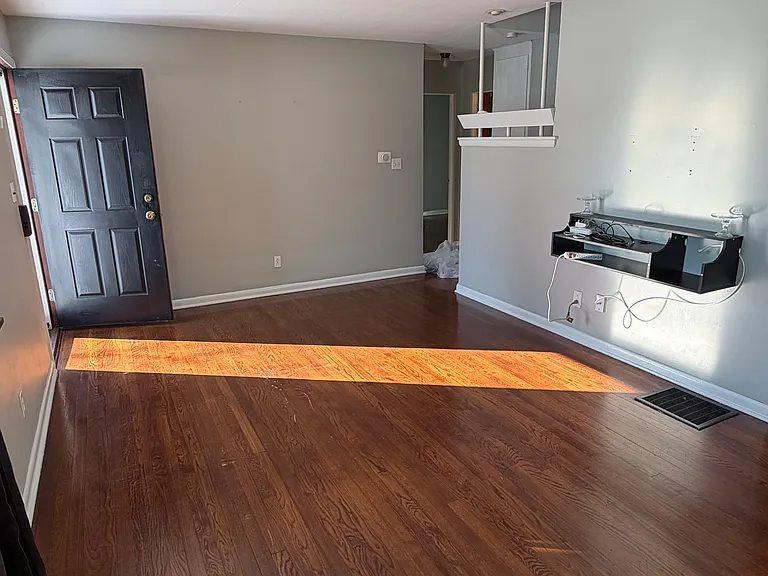 2454 Cranford Rd — Photo 7