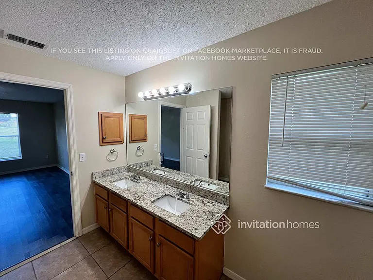 1613 SW California Blvd — Photo 19