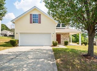 406 Mooseberry Ln, Gastonia, NC 28052