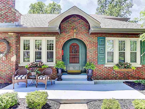 2nd image of 79 Arcadia Ave
