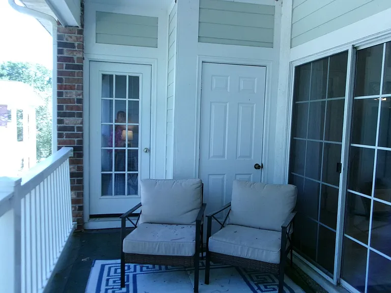 682 Riverwalk Dr #303 — Photo 23