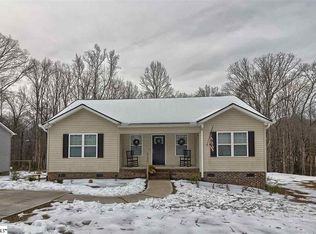 1384 Camp Creek Rd, Taylors, SC 29687