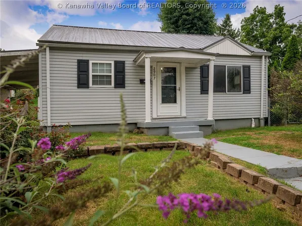 2907 Pence St, South Charleston, WV 25303