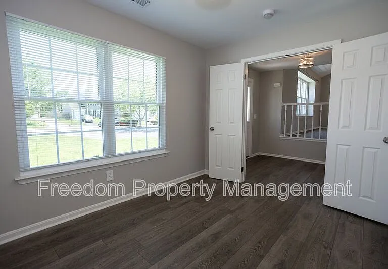 10116 Wimbledon Ct — Photo 11