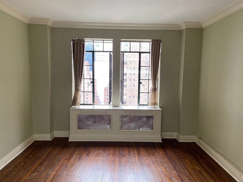 1st image of 25 Tudor City Pl APT 2108