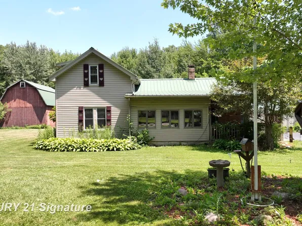 12164 N Elms Rd, Clio, MI 48420