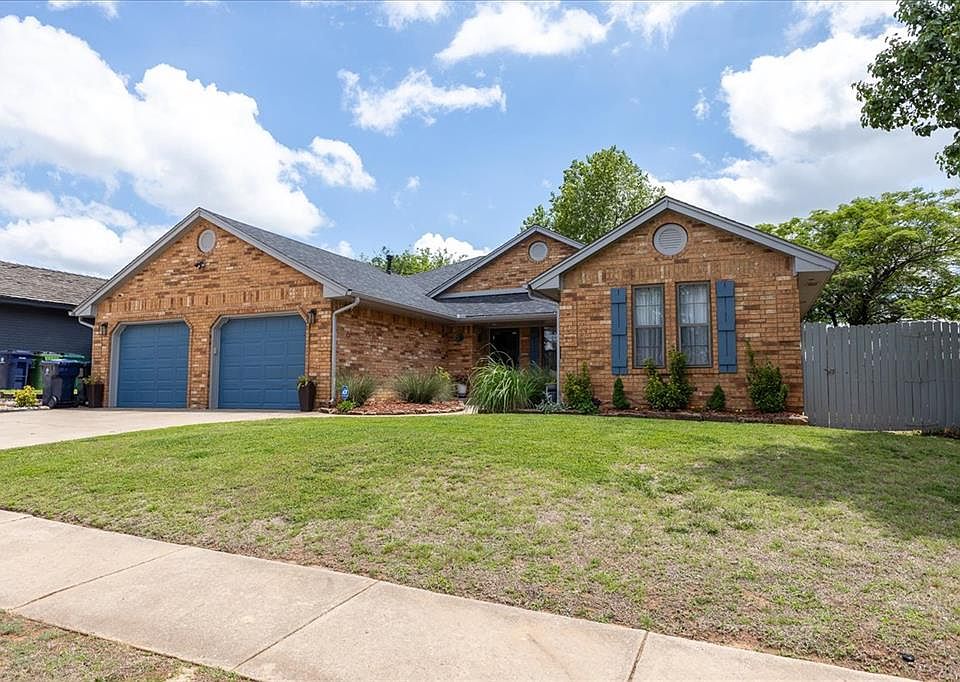 1st image of 912 Pruitt Dr