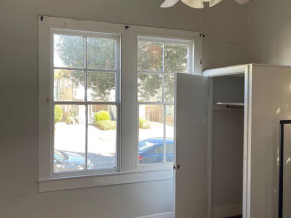 4th image of 3936 Prytania St APT J