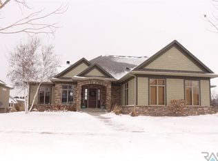 2708 W Latigo Trl, Sioux Falls, SD 57108