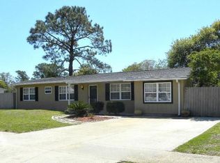 281 N Lorraine Dr, Mary Esther, FL 32569