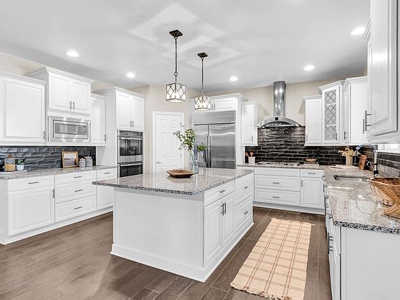 2nd image of 6028 Moran Rd