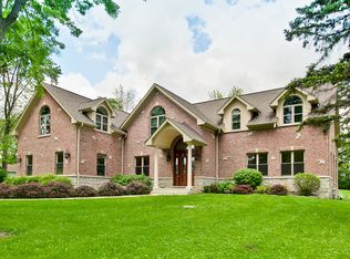 429 Greenwood Ln, Barrington, IL 60010