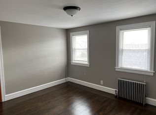 346 Princess Ave, Cranston, RI 02920