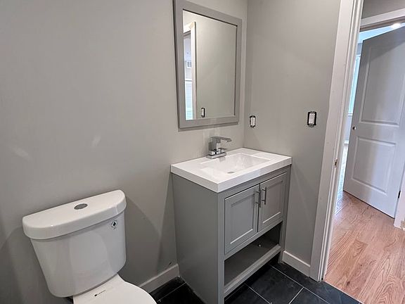 3rd image of 914-18 W Susquehanna Ave #2B