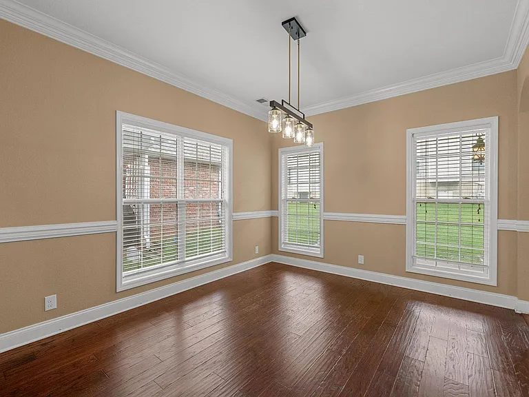 268 Turnberry Cir — Photo 9