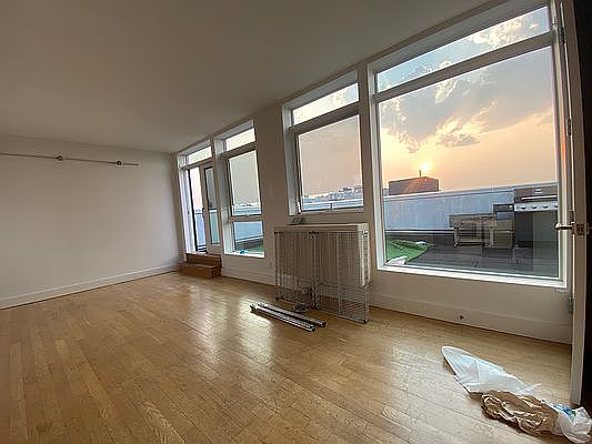 3rd image of 114 Troutman St APT 520