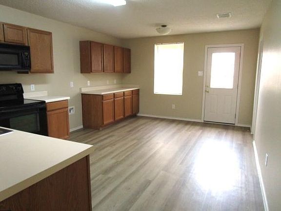 3rd image of 5324 Still Canyon Dr
