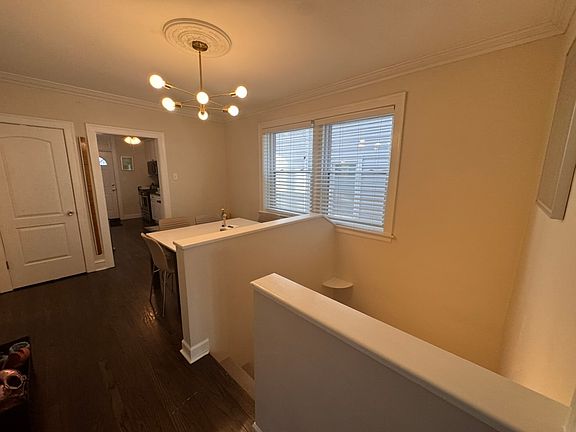 5th image of 3854 N Janssen Ave #1