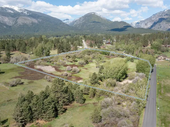 127 Blodgett Camp Rd, Hamilton, MT 59840