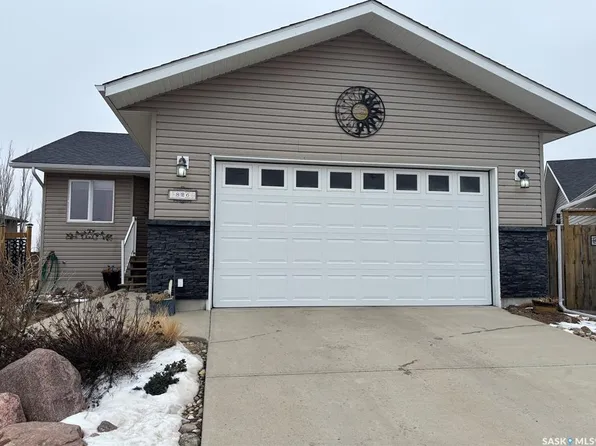 826 Lochwood PLACE, Swift Current, SK S9H 4W9