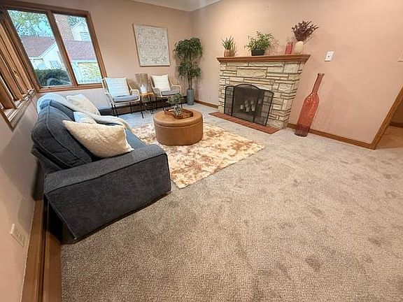 5th image of 1603 Frost Ave