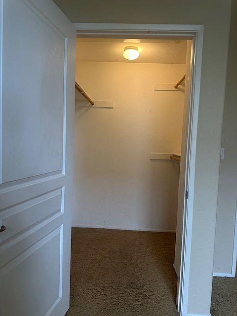 1st image of 2409 Watermarke Pl