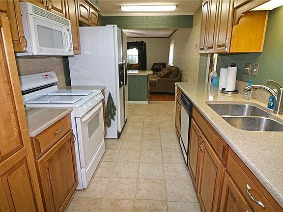 5th image of 1109 Pack Ave
