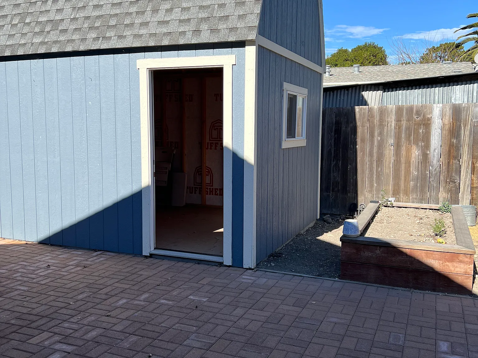 329 Shaw St — Photo 4